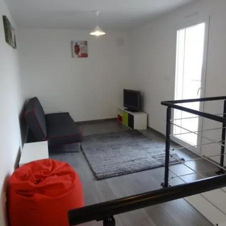 House Larralde-beherria 1 *